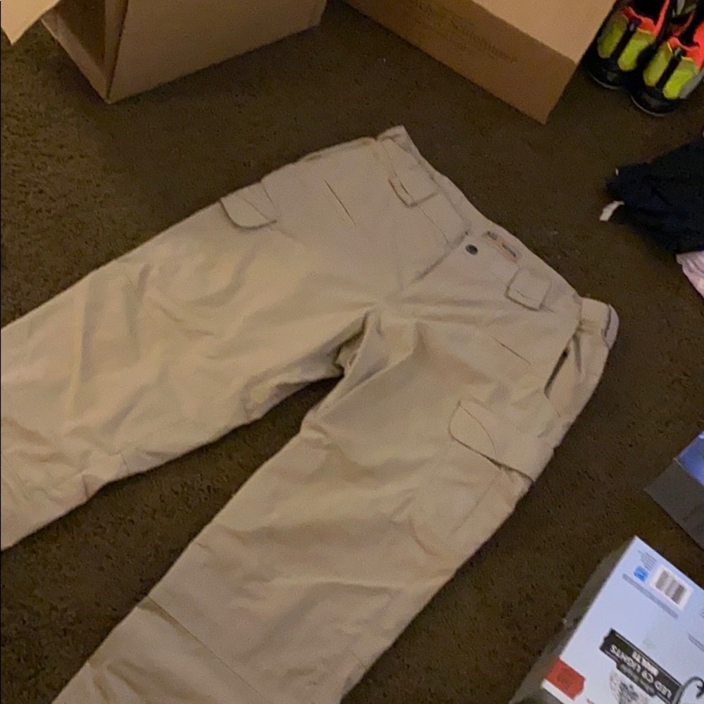 5.11 Tactical Pants 36x32 DEFECT